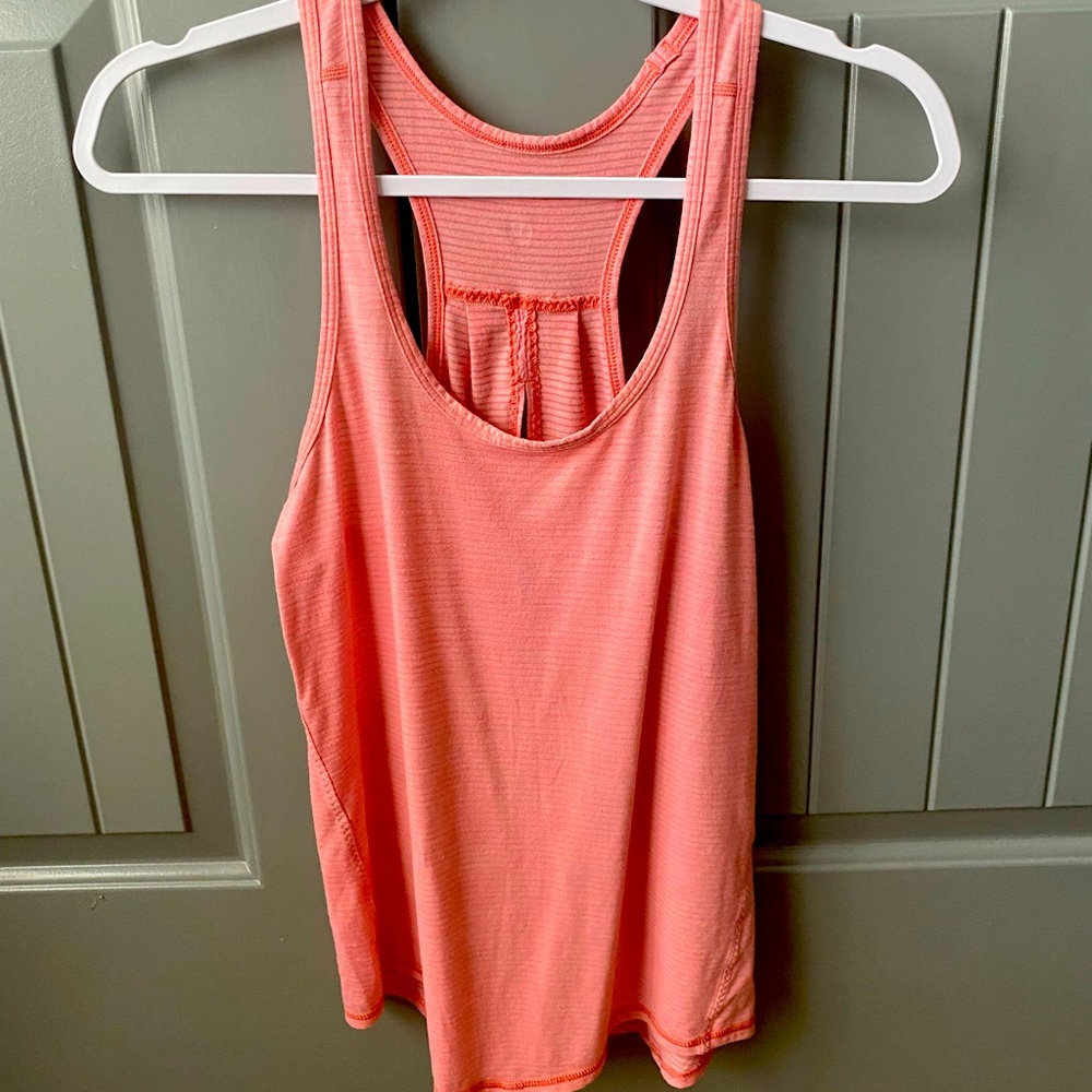 Lululemon workout Tank